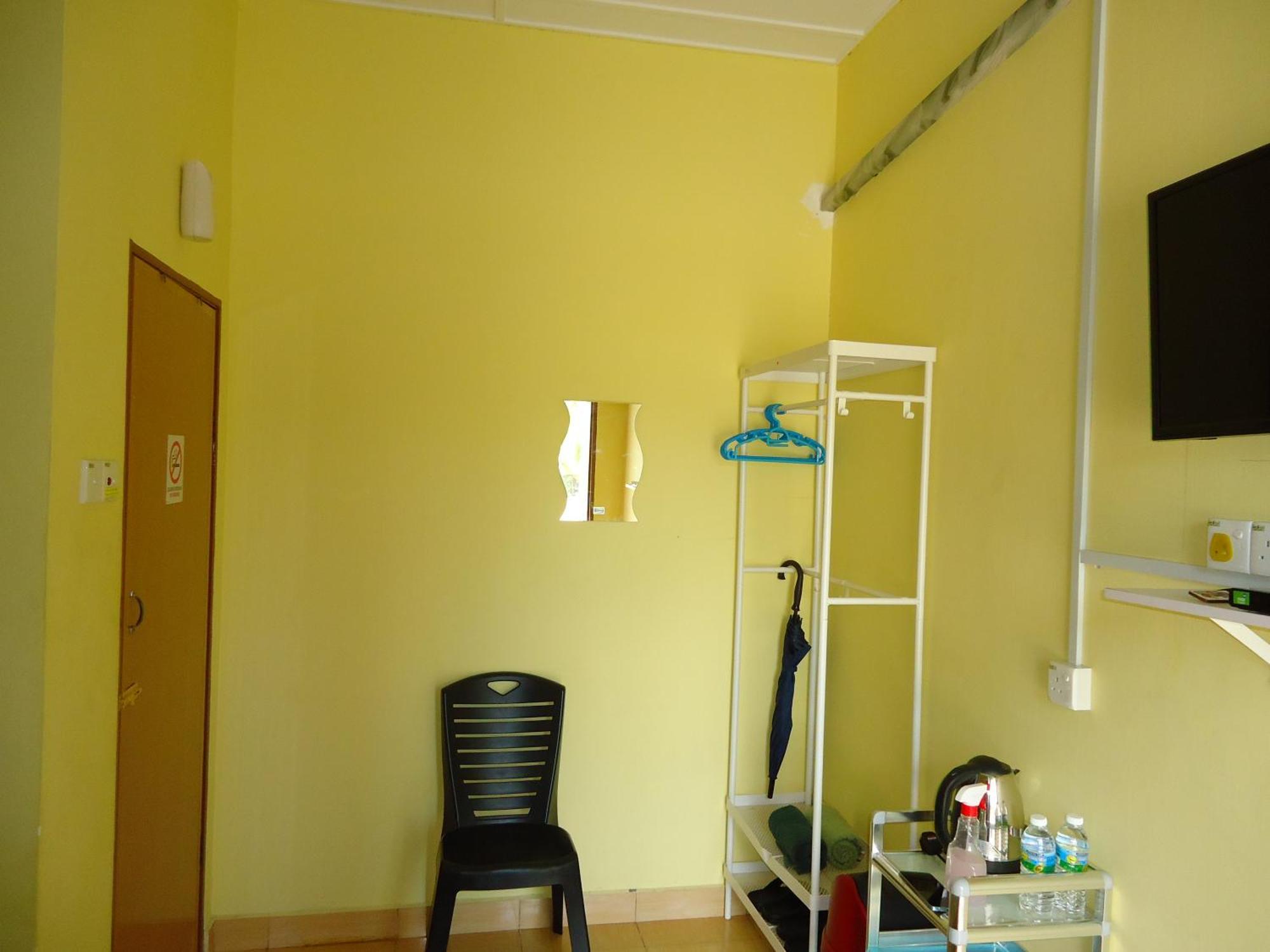 D'Pinggir Guest Room Kuala Tahan Bagian luar foto